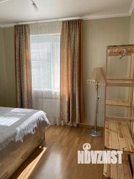 Дом 326м&sup2;, 2-этажный, посуточно, 