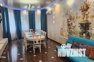 Дом 300м&sup2;, 2-этажный, посуточно, 