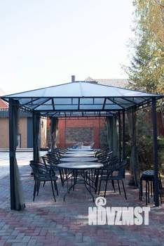 Дом 400м&sup2;, 2-этажный, посуточно, 