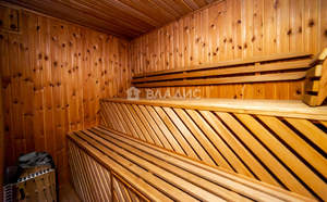 Дом 443м&sup2;, 2-этажный, на длительный срок, 