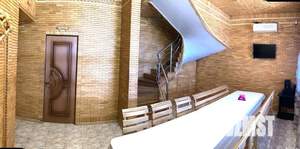 Дом 320м&sup2;, 3-этажный, посуточно, 