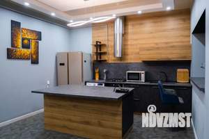 Дом 278м&sup2;, 3-этажный, посуточно, 