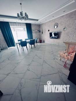 Дом 350м&sup2;, 2-этажный, посуточно, 