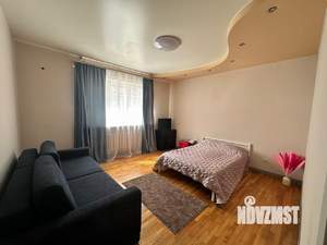 Дом 320м&sup2;, 3-этажный, посуточно, 