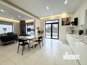 Коттедж 137м&sup2;, 2-этажный, на длительный срок, 