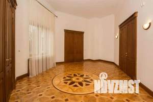 Дом 500м², 2-этажный, посуточно, 