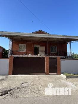 Коттедж 240м², 2-этажный, на длительный срок, 