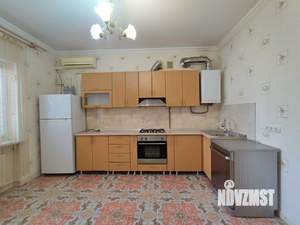 Дом 120м², 2-этажный, на длительный срок, 