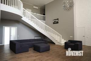 Дом 404м&sup2;, 2-этажный, посуточно, 