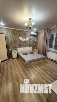 Дом 350м&sup2;, 2-этажный, посуточно, 