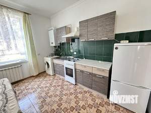 Дом 70м², 2-этажный, на длительный срок, 