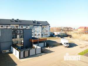 Таунхаус 100м², 2-этажный, на длительный срок, 