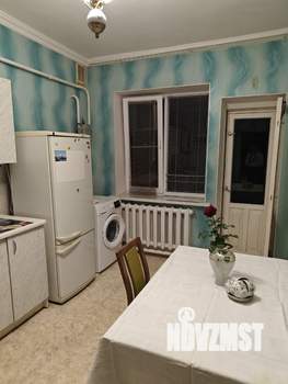 Дом 90м², 2-этажный, на длительный срок, 