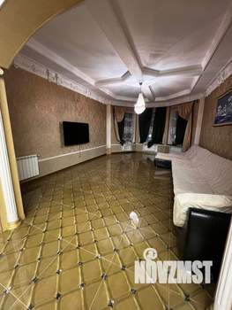 Дом 300м&sup2;, 2-этажный, посуточно, 