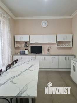 Дом 130м&sup2;, 2-этажный, на длительный срок, 