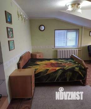 Дом 100м&sup2;, 3-этажный, на длительный срок, 