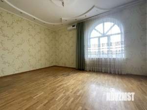 Дом 330м², 2-этажный, на длительный срок, 