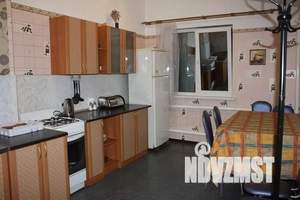 Дом 150м&sup2;, 2-этажный, посуточно, 