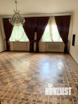 Дом 257м², 3-этажный, на длительный срок, 