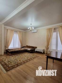 Дом 130м&sup2;, 2-этажный, на длительный срок, 