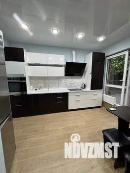 Дом 60м&sup2;, 2-этажный, посуточно, 