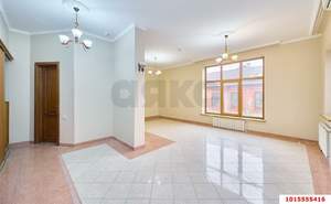 Дом 457м&sup2;, 2-этажный, на длительный срок, 