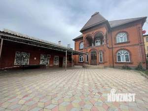 Дом 330м&sup2;, 2-этажный, на длительный срок, 