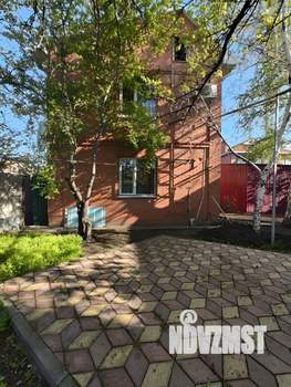 Дом 200м&sup2;, 2-этажный, на длительный срок, 