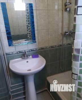 Дом 100м&sup2;, 3-этажный, на длительный срок, 