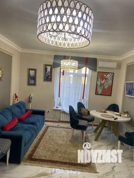 Дом 235м&sup2;, 2-этажный, на длительный срок, 