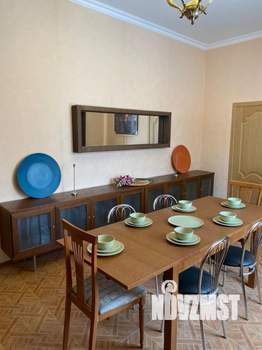 Дом 300м&sup2;, 2-этажный, посуточно, 