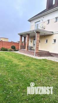 Коттедж 500м&sup2;, 3-этажный, на длительный срок, 