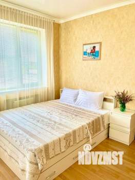 Дом 200м&sup2;, 2-этажный, посуточно, 