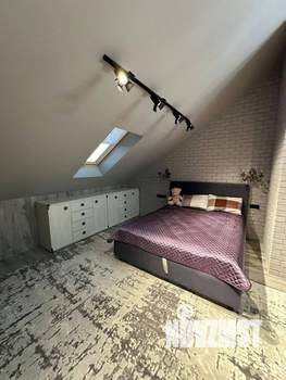 Таунхаус 180м², 2-этажный, на длительный срок, 