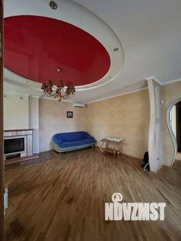 Дом 390м&sup2;, 3-этажный, на длительный срок, 