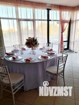 Дом 550м&sup2;, 3-этажный, посуточно, 