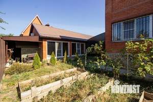 Дом 310м&sup2;, 3-этажный, на длительный срок, 