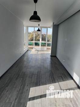 Дом 210м&sup2;, 3-этажный, на длительный срок, 