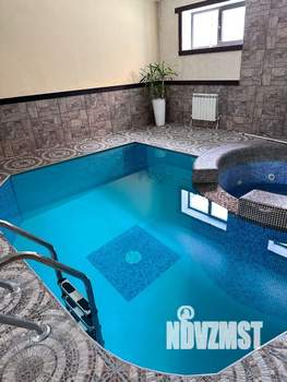 Дом 350м², 2-этажный, посуточно, 
