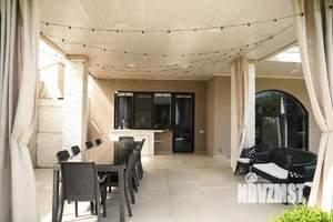 Дом 404м&sup2;, 2-этажный, посуточно, 