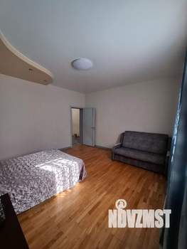 Дом 350м&sup2;, 3-этажный, посуточно, 