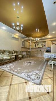 Дом 200м&sup2;, 2-этажный, на длительный срок, 