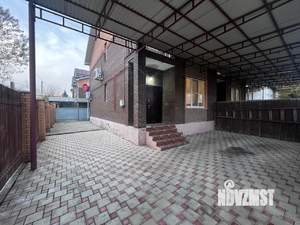 Таунхаус 120м², 2-этажный, на длительный срок, 