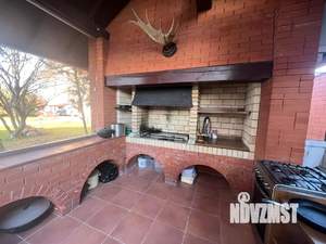 Дом 300м&sup2;, 2-этажный, посуточно, 