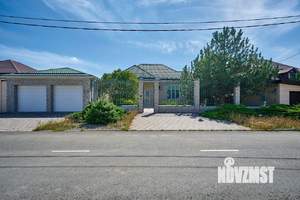 Дом 180м&sup2;, 1-этажный, на длительный срок, 