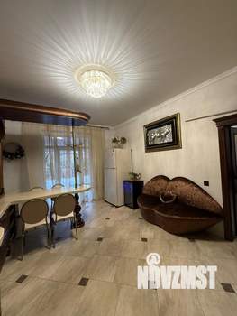 Дом 350м&sup2;, 2-этажный, посуточно, 