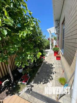 Дом 235м&sup2;, 2-этажный, на длительный срок, 