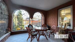 Дом 455м&sup2;, 3-этажный, посуточно, 