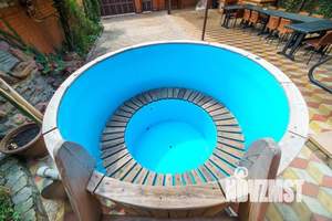 Дом 380м&sup2;, 2-этажный, посуточно, 