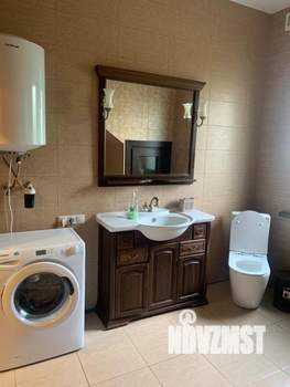 Дом 40м&sup2;, 2-этажный, посуточно, 